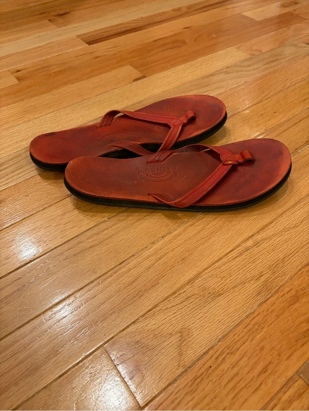 Rainbow Women’s Red Leather Flip-Flop Sandals Single Layer Midsole (Read)